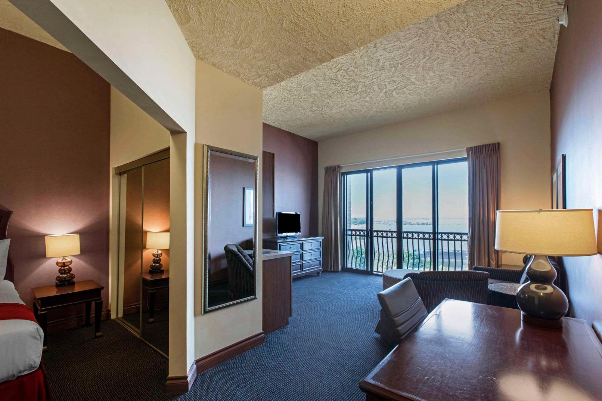 Shoreline Inn & Conference Center, Ascend Hotel Collection Muskegon Exterior foto